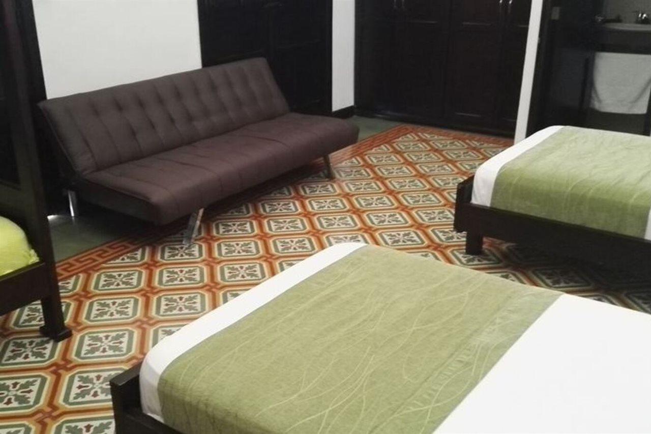 Casa Escobar Buga Hotel Luaran gambar