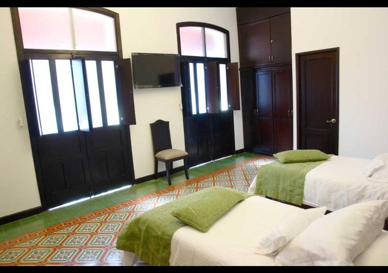 Casa Escobar Buga Hotel Luaran gambar