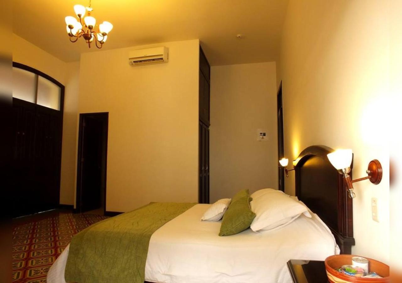 Casa Escobar Buga Hotel Luaran gambar