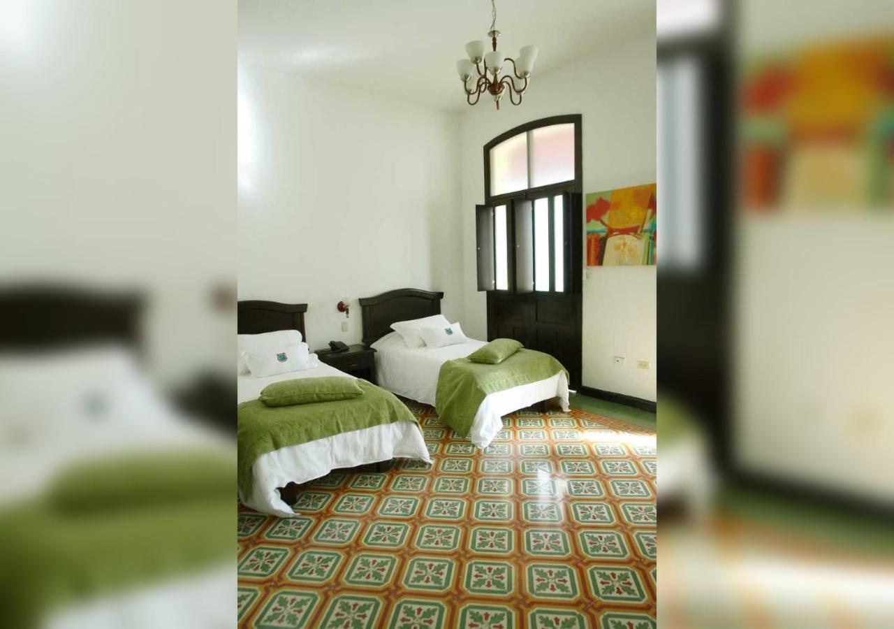 Casa Escobar Buga Hotel Luaran gambar